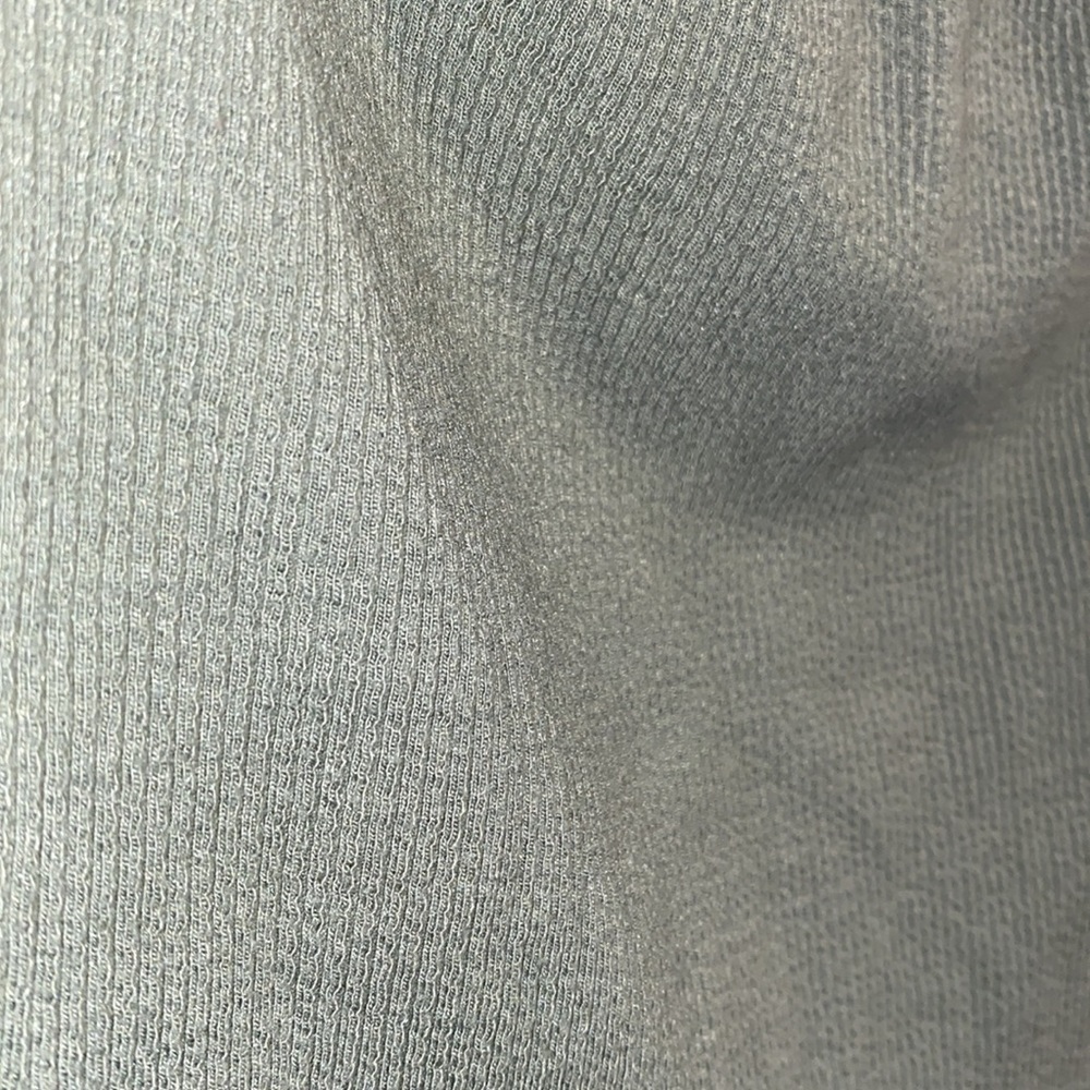 Hollister Small Light Olive Green Crop Top - Picture 9 of 9